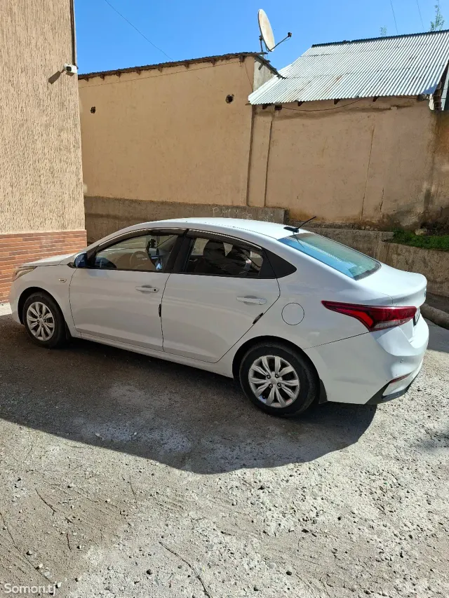 Hyundai Solaris 2019 · 1.6 AT