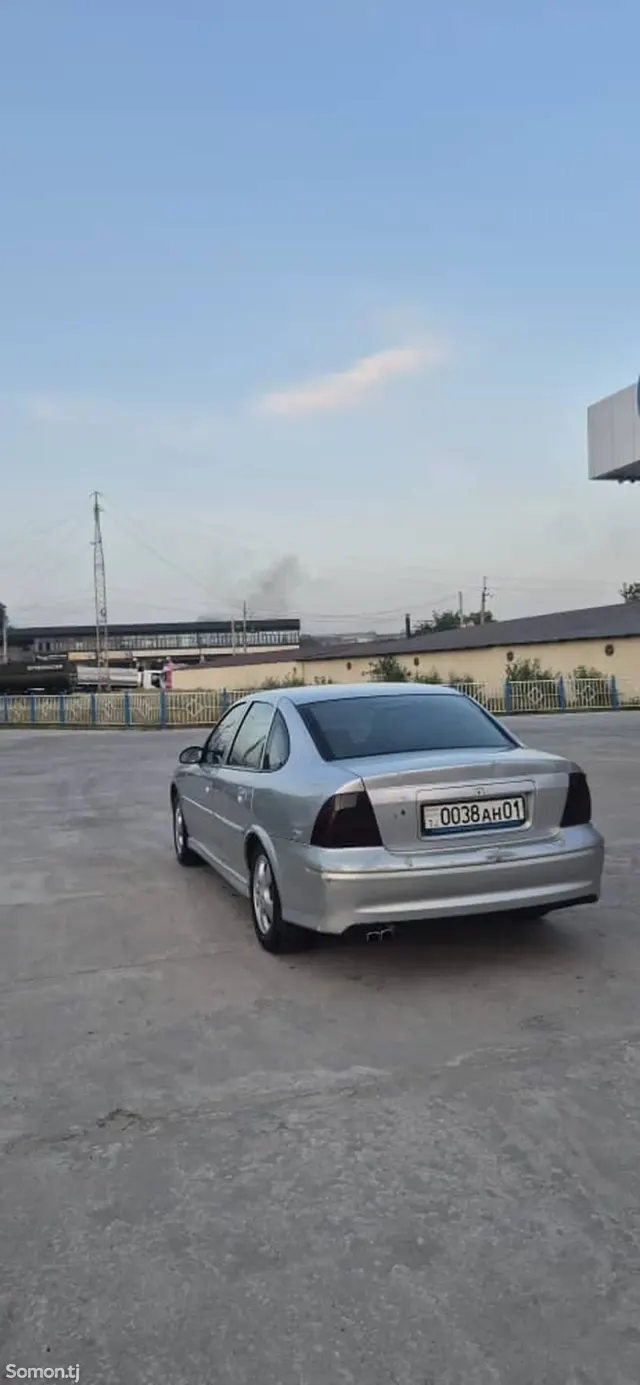 Opel Vectra B 1999 · 1.8 MT