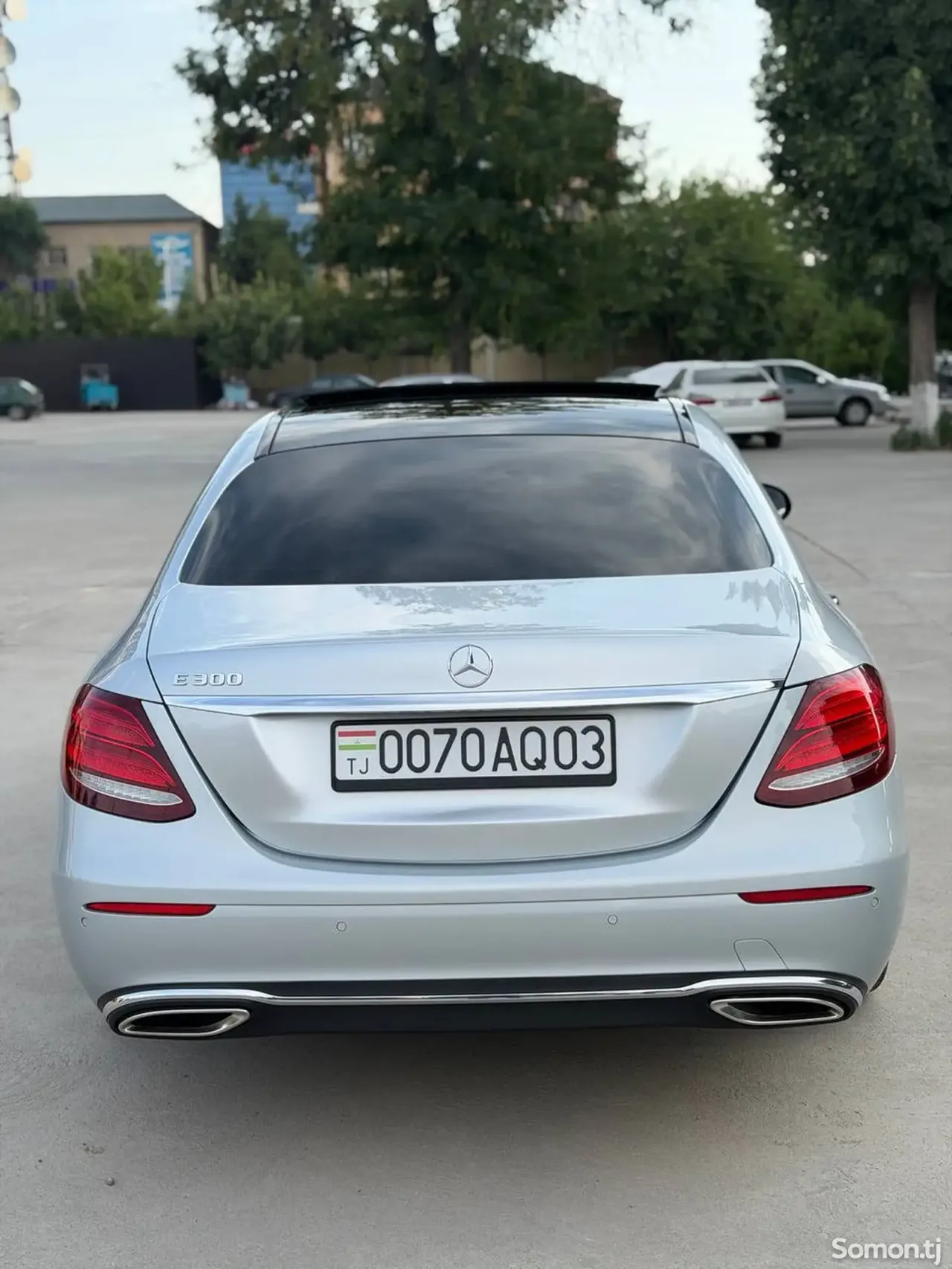 Mercedes-Benz E class 2016 · 3.0 AT