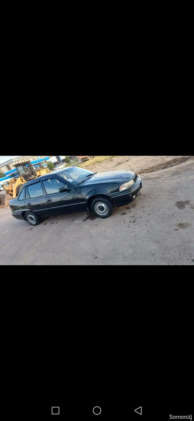 Daewoo Nexia 2003 · 1.6 MT