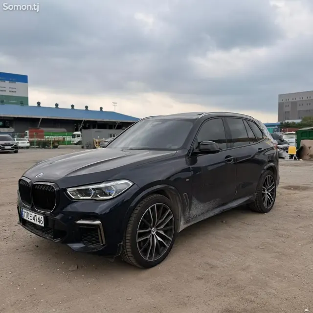 BMW X5 M 2022 · 4.4 AT
