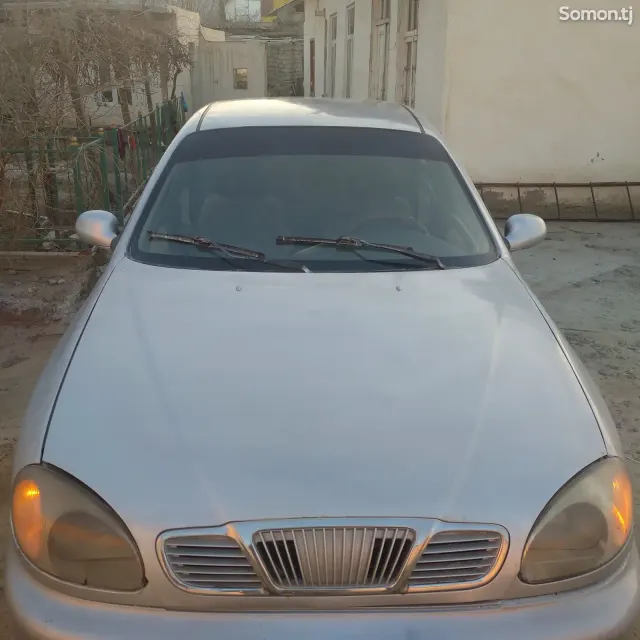 Daewoo Lanos 1997 · 1.6 MT