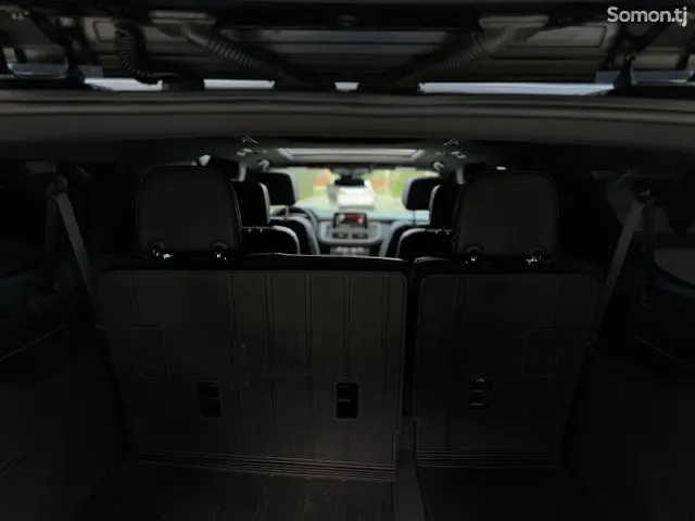 GMC Yukon 2023 · 6.2 AT
