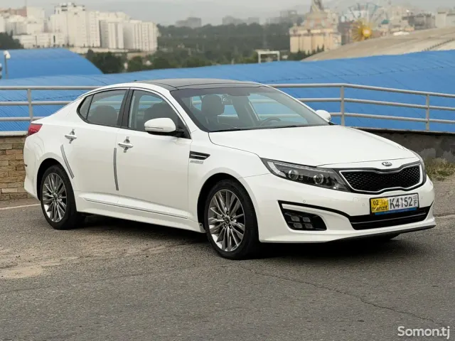 Kia K5 2015 · 2.0 AT