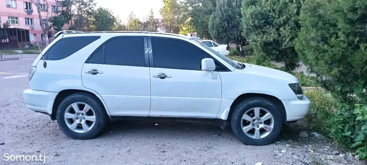 Lexus RX series 2000 · 2.8 AT
