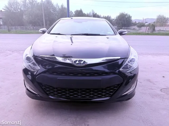 Hyundai Sonata 2014 · 2.4 AT