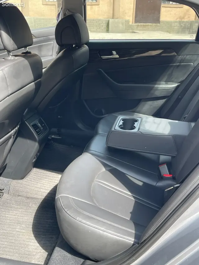 Hyundai Sonata 2014 · 2.0 AT