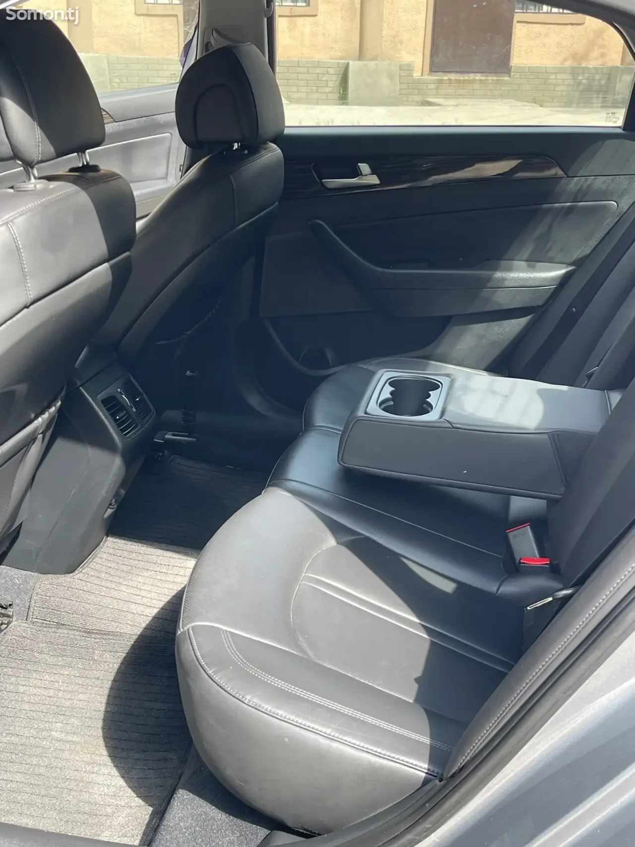 Hyundai Sonata 2014 · 2.0 AT