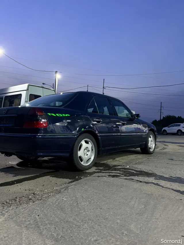 Mercedes-Benz C class 1998 · 1.8 MT