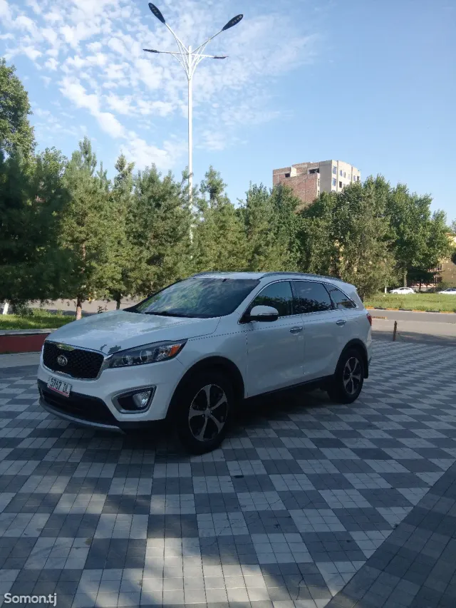 Kia Sorento 2017 · 2.0 AT