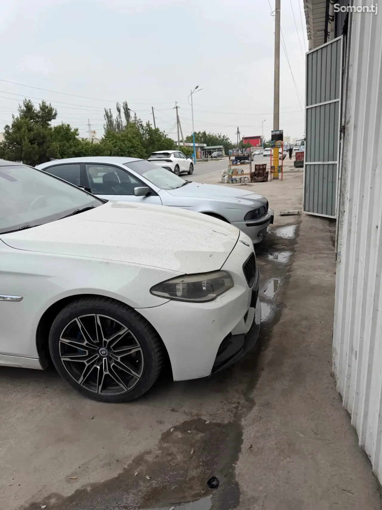 BMW 5 series 2012 · 3.0 AT