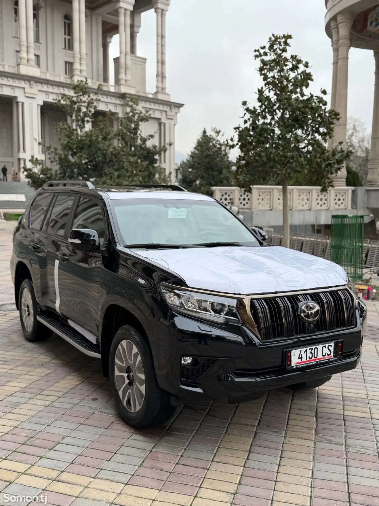 Toyota Land Cruiser Prado 2022 · 4.0 AT