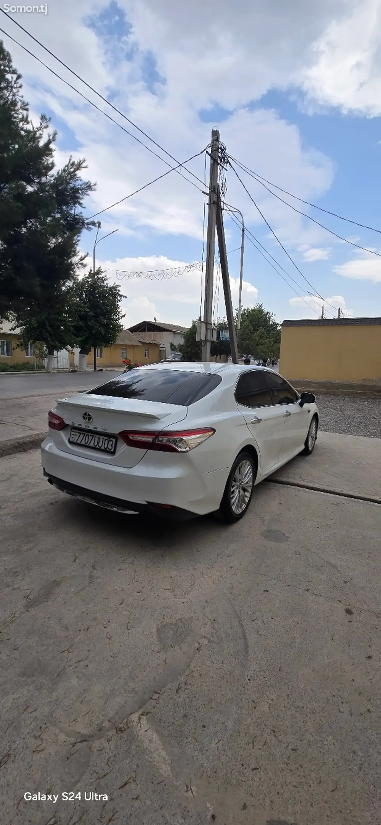Toyota Camry 2018 · 2.5 AT