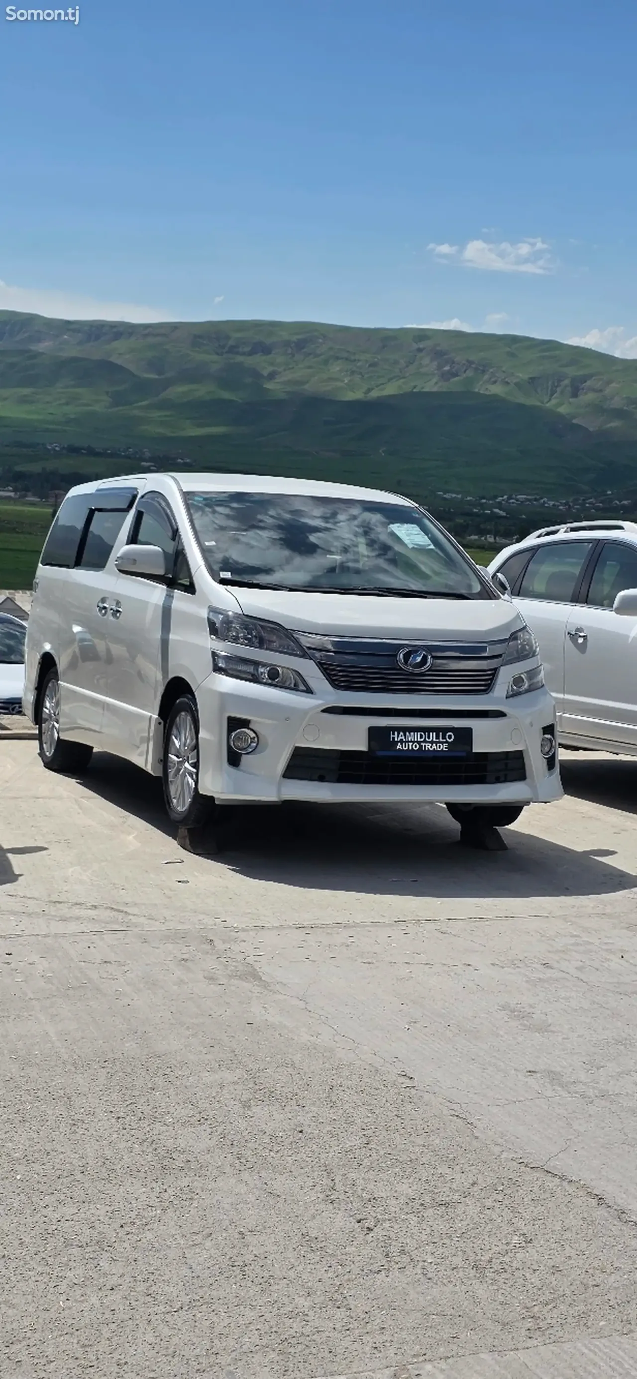 Toyota Vellfire 2014 · 2.4 AT