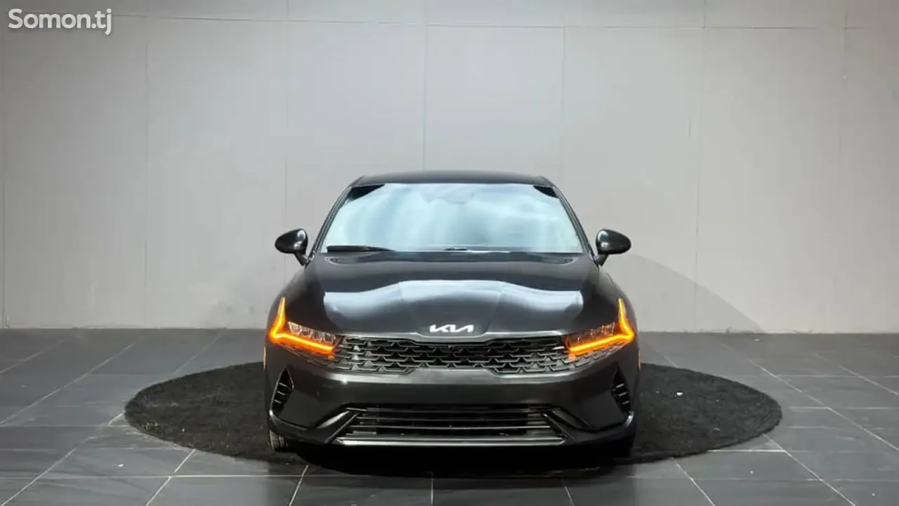 Kia K5 2020 · 1.6 AT