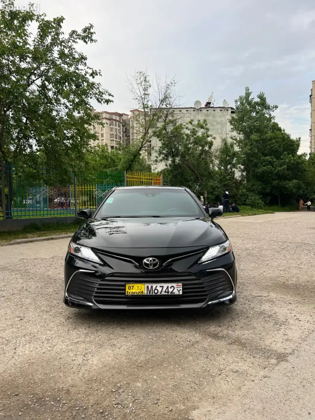 Toyota Camry 2022 · 2.5 AT