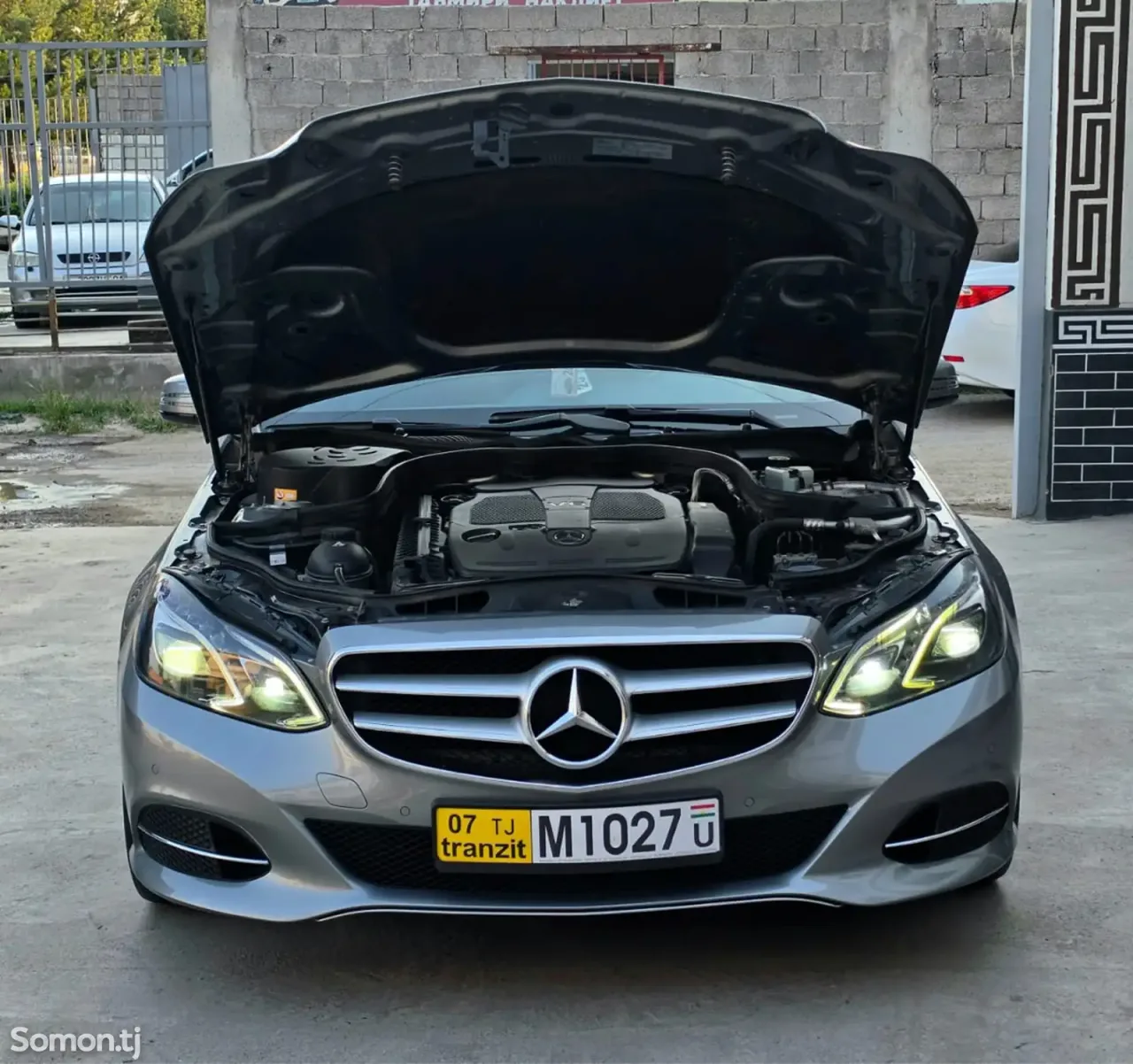 Mercedes-Benz E class 2014 · 3.0 AT