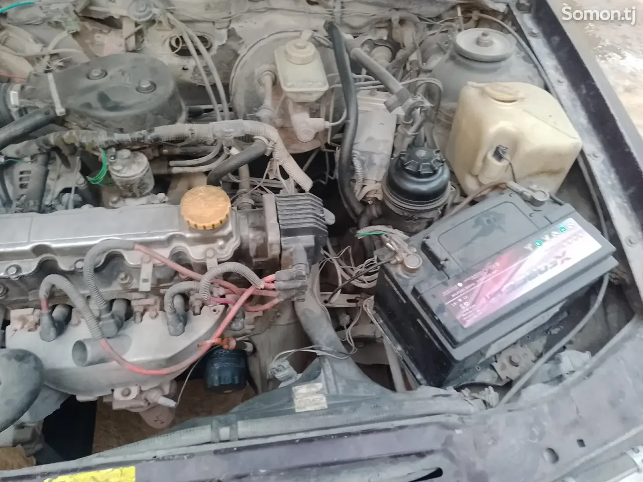 Opel Vectra A 1993 · 1.6 MT
