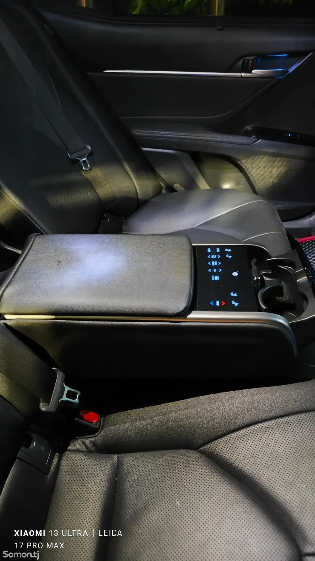 Toyota Camry 2024 · 2.5 AT