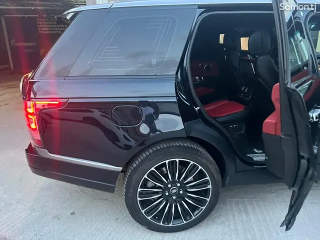 Land Rover Range Rover 2014 · 4.4 AT