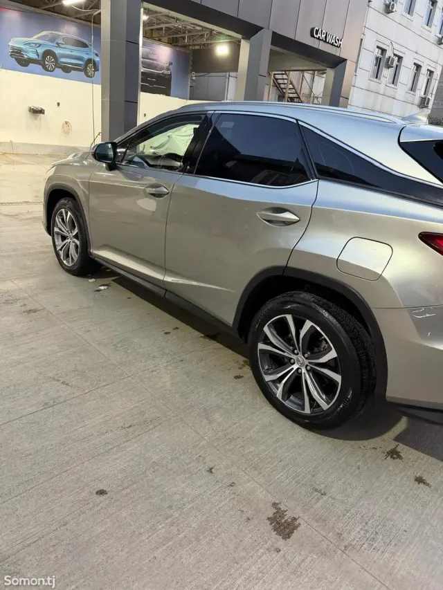 Lexus RX series 2017 · 4.5 AT