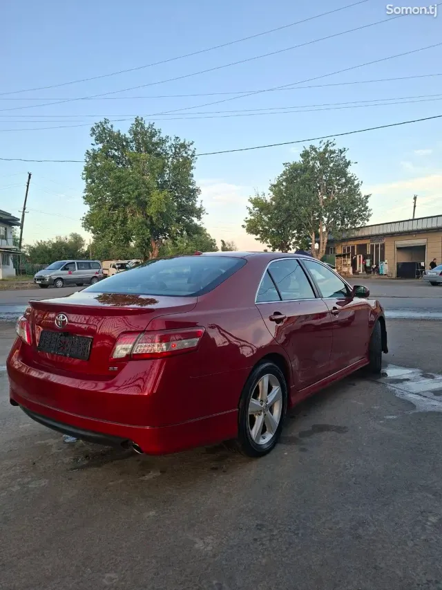 Toyota Camry 2010 · 2.5 AT