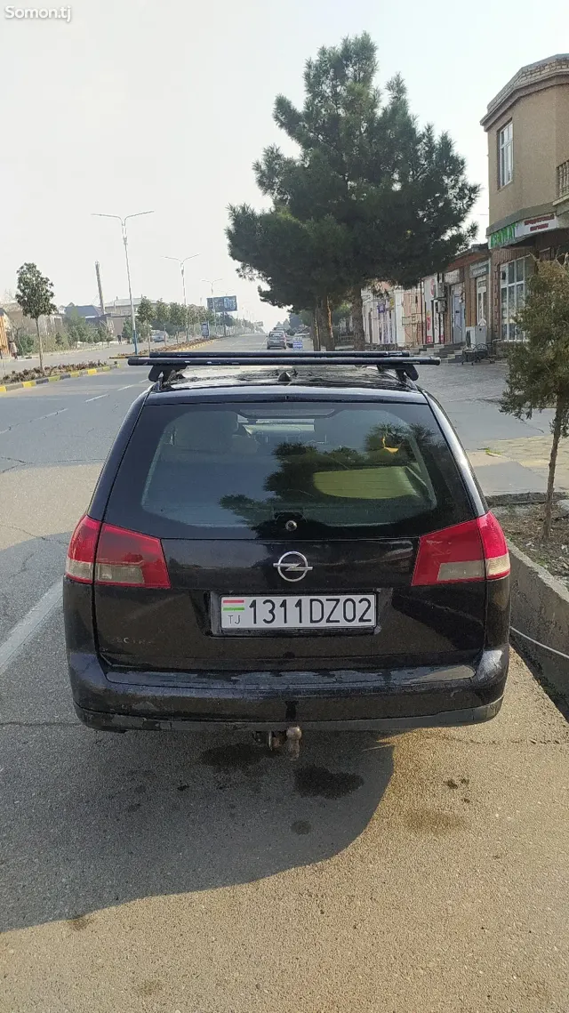 Opel Vectra C 2004 · 1.8 MT