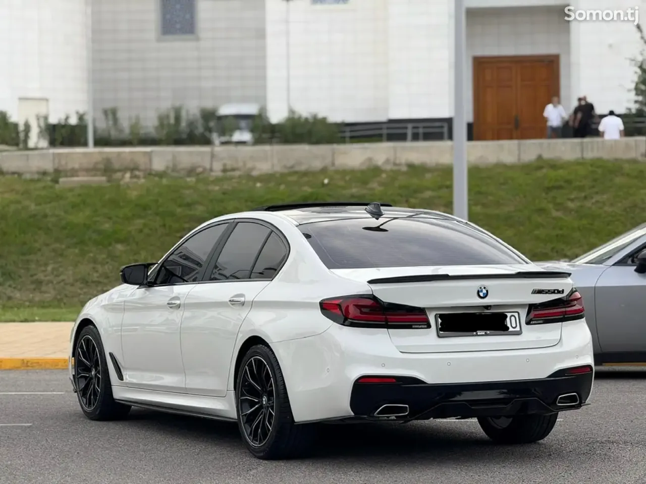 BMW 5 series 2017 · 2.0 AT