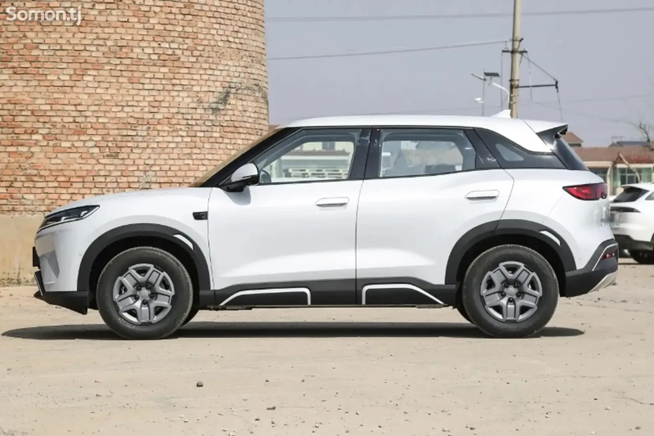 BYD Yuan Up 2025 · AT