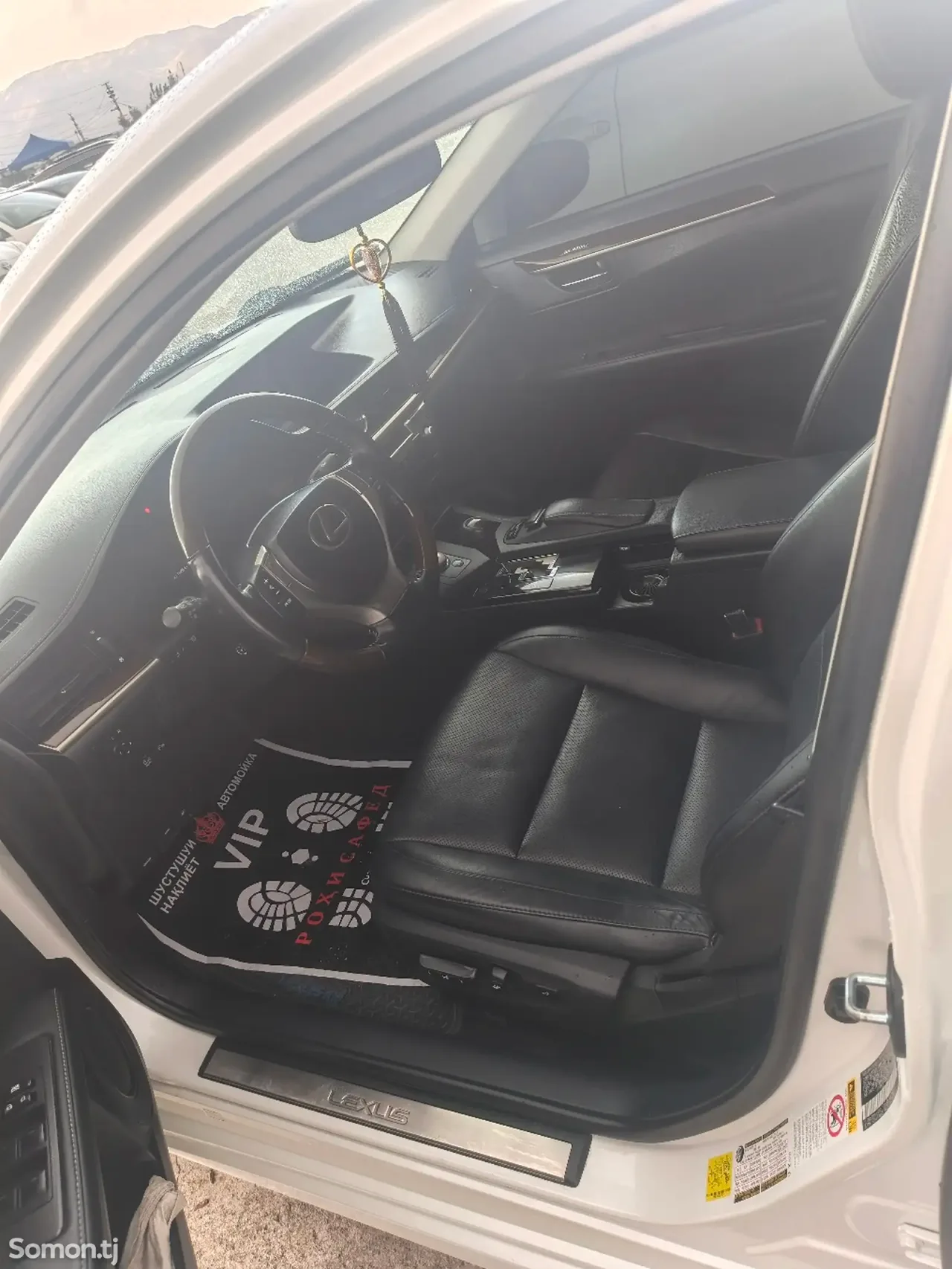 Lexus ES series 2014 · 3.5 AT