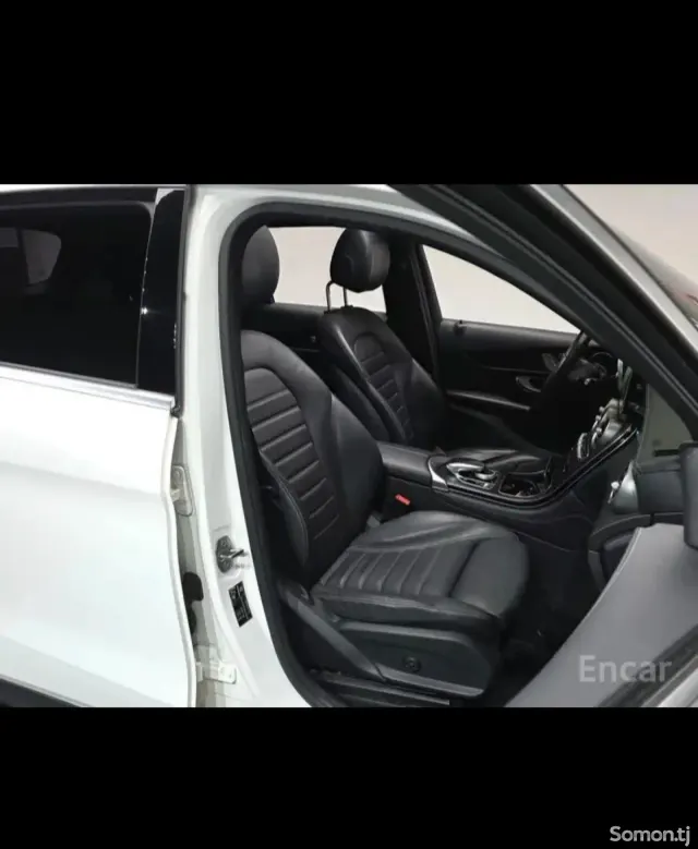 Mercedes-Benz GLC class 2016 · 2.2 AT
