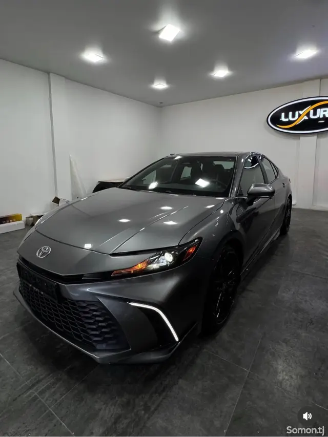 Toyota Camry 2025 · 2.5 AT