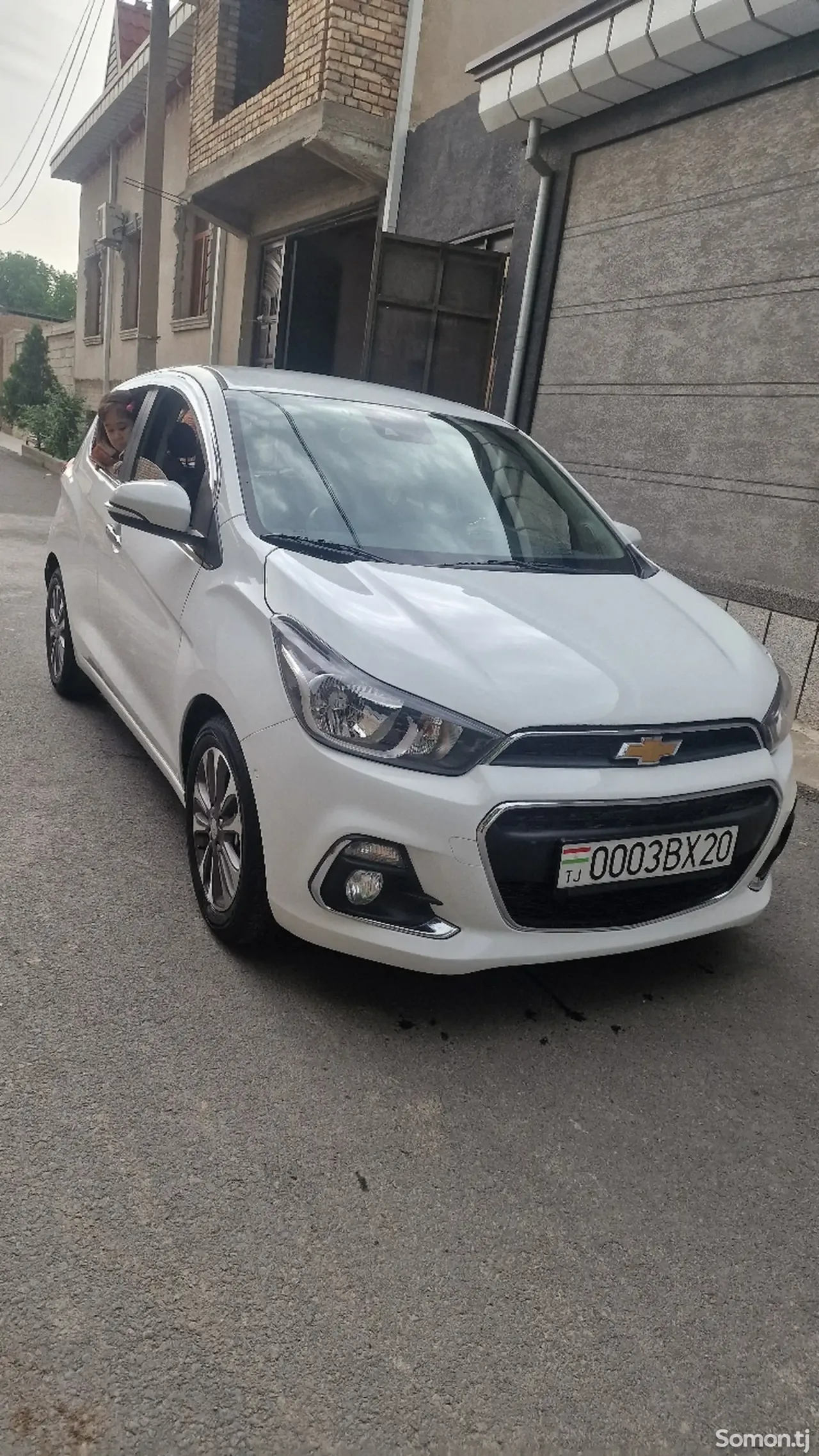Chevrolet Spark 2016 · 1.0 AT