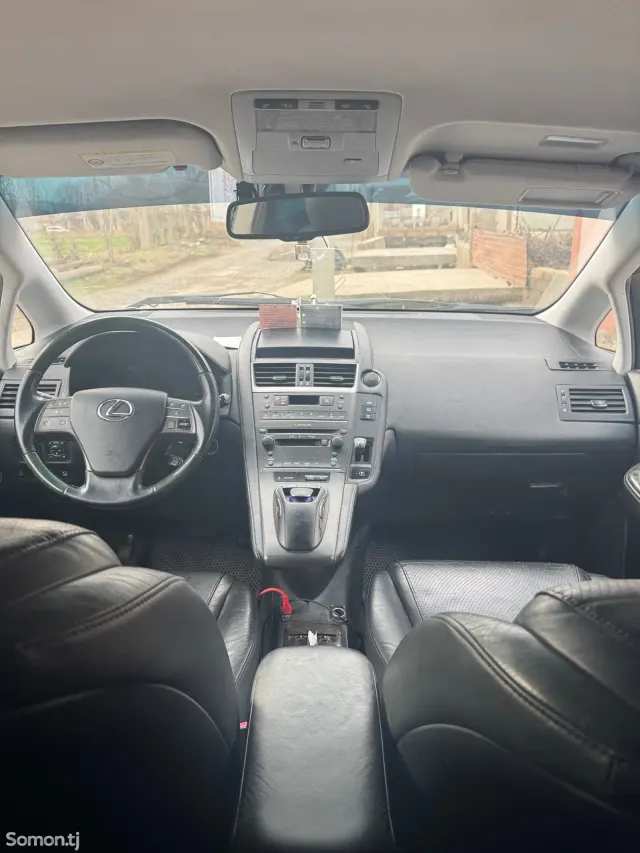 Lexus HS series 2011 · 2.4 AT