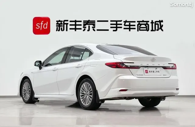 Toyota Camry 2024 · 2.0 AT