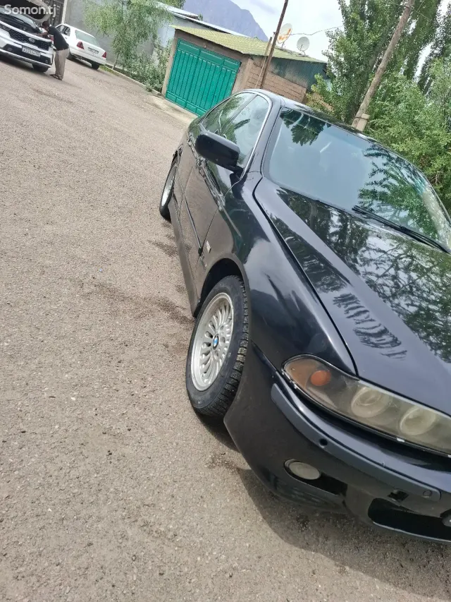 BMW 5 series 2000 · 3.5 AT