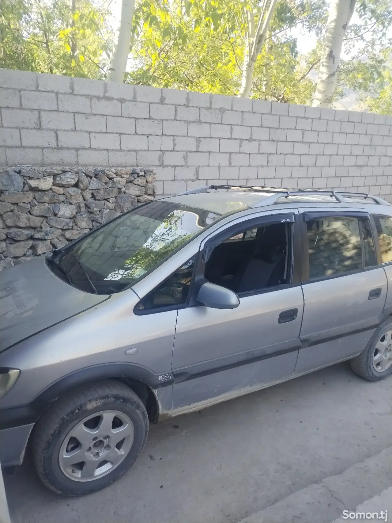 Opel Zafira 2000 · 1.8 MT