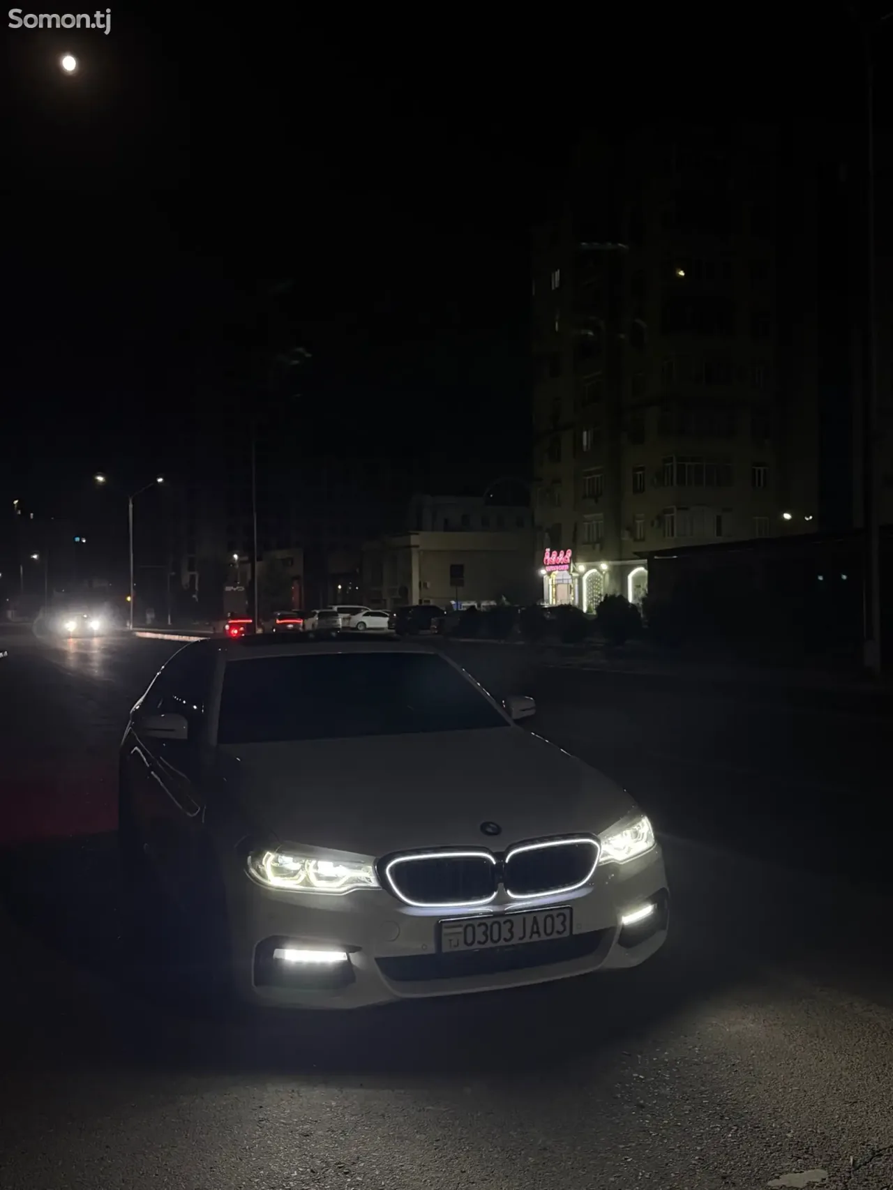 BMW 5 series 2018 · 2.0 AT
