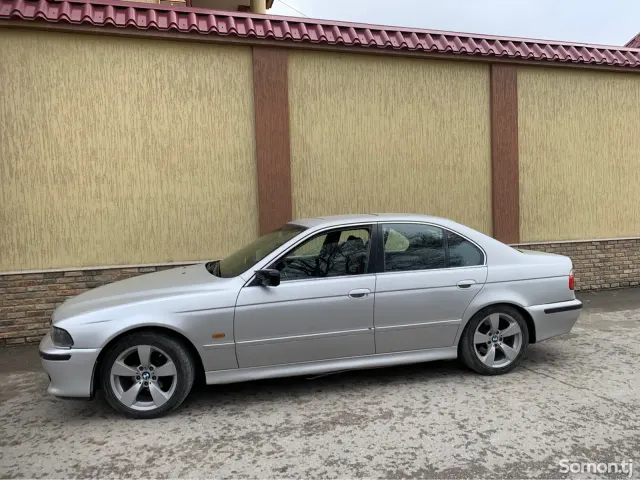 BMW 5 series 1999 · 2.5 MT