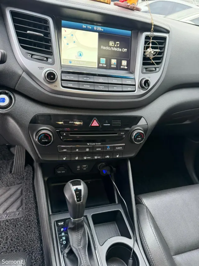 Hyundai Tucson 2015 · 2.0 AT