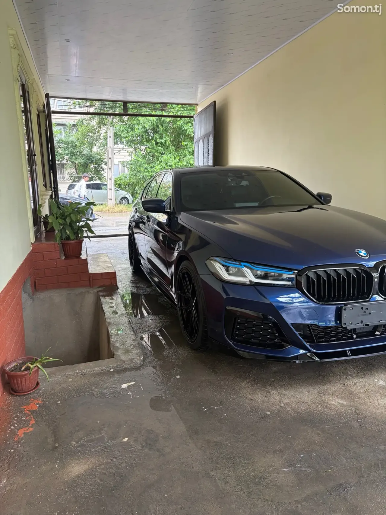 BMW 5 series 2017 · 2.0 AT