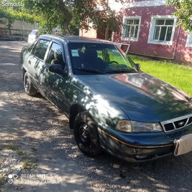 Daewoo Nexia 1995 · 1.6 MT