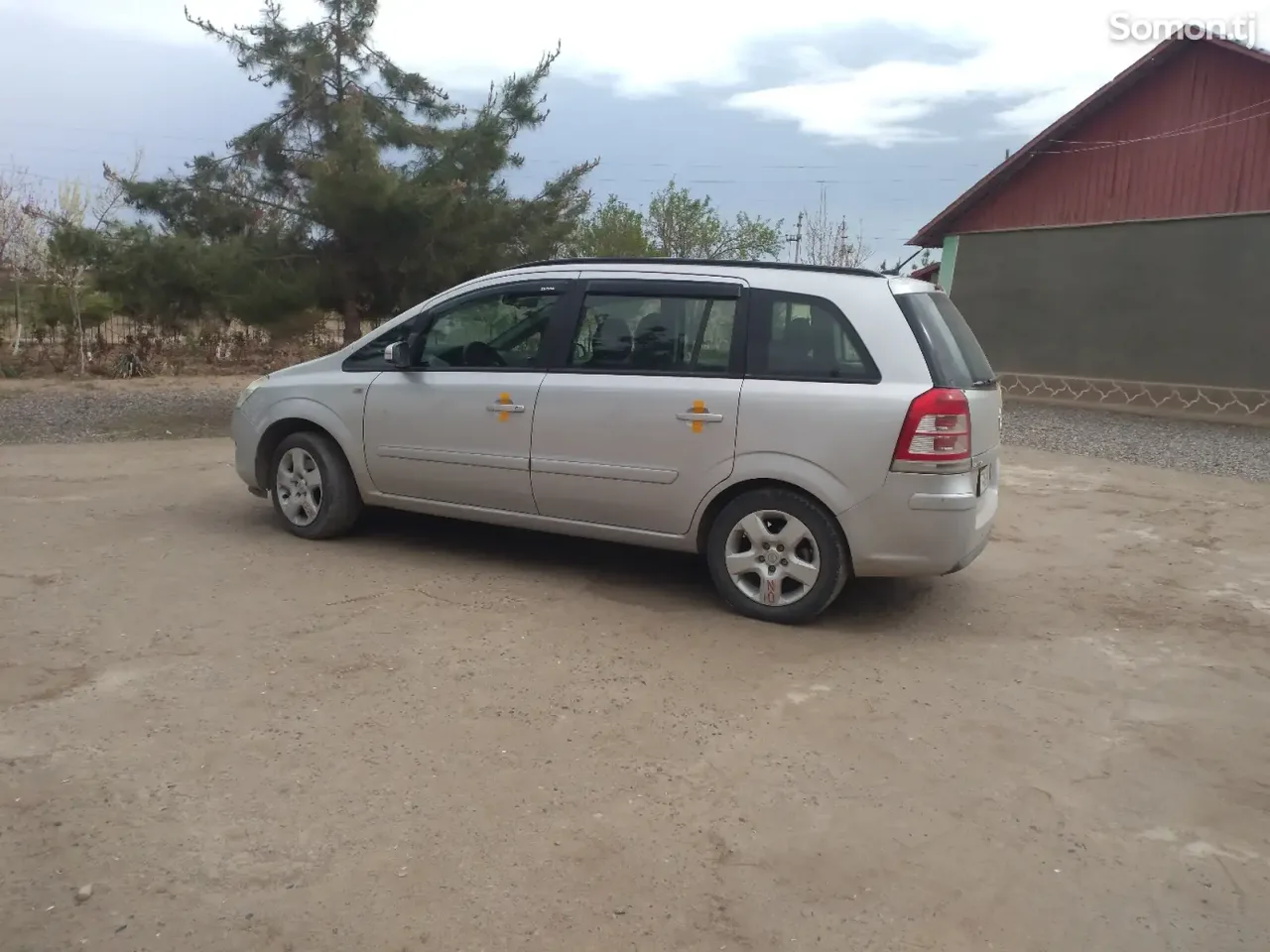 Opel Zafira 2008 · 1.8 MT