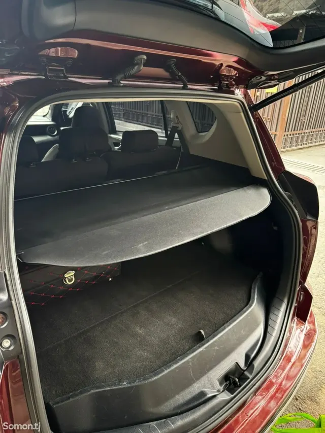 Toyota RAV 4 2017 · 2.0 AT