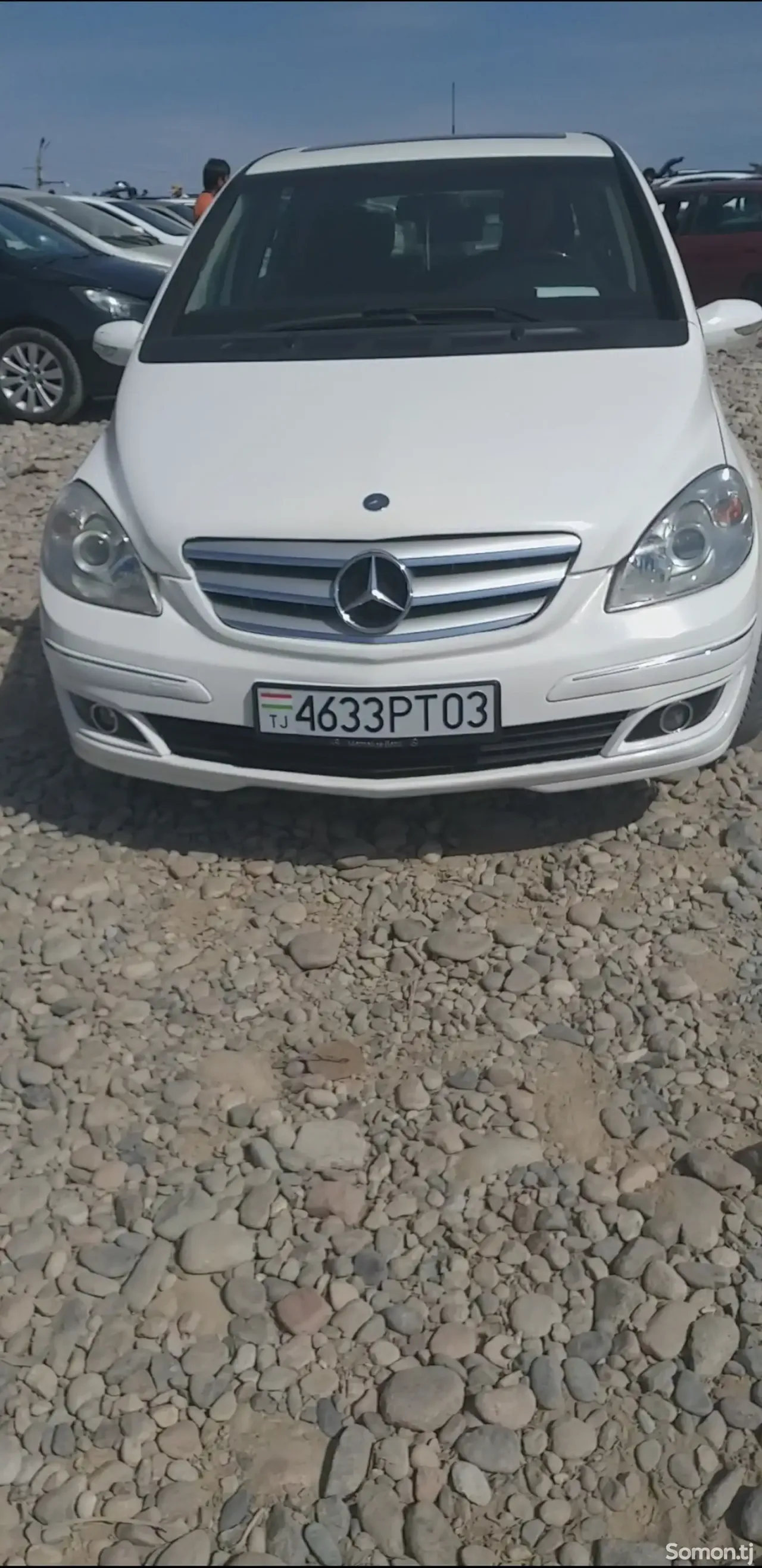 Mercedes-Benz B class 2009 · 2.0 AT