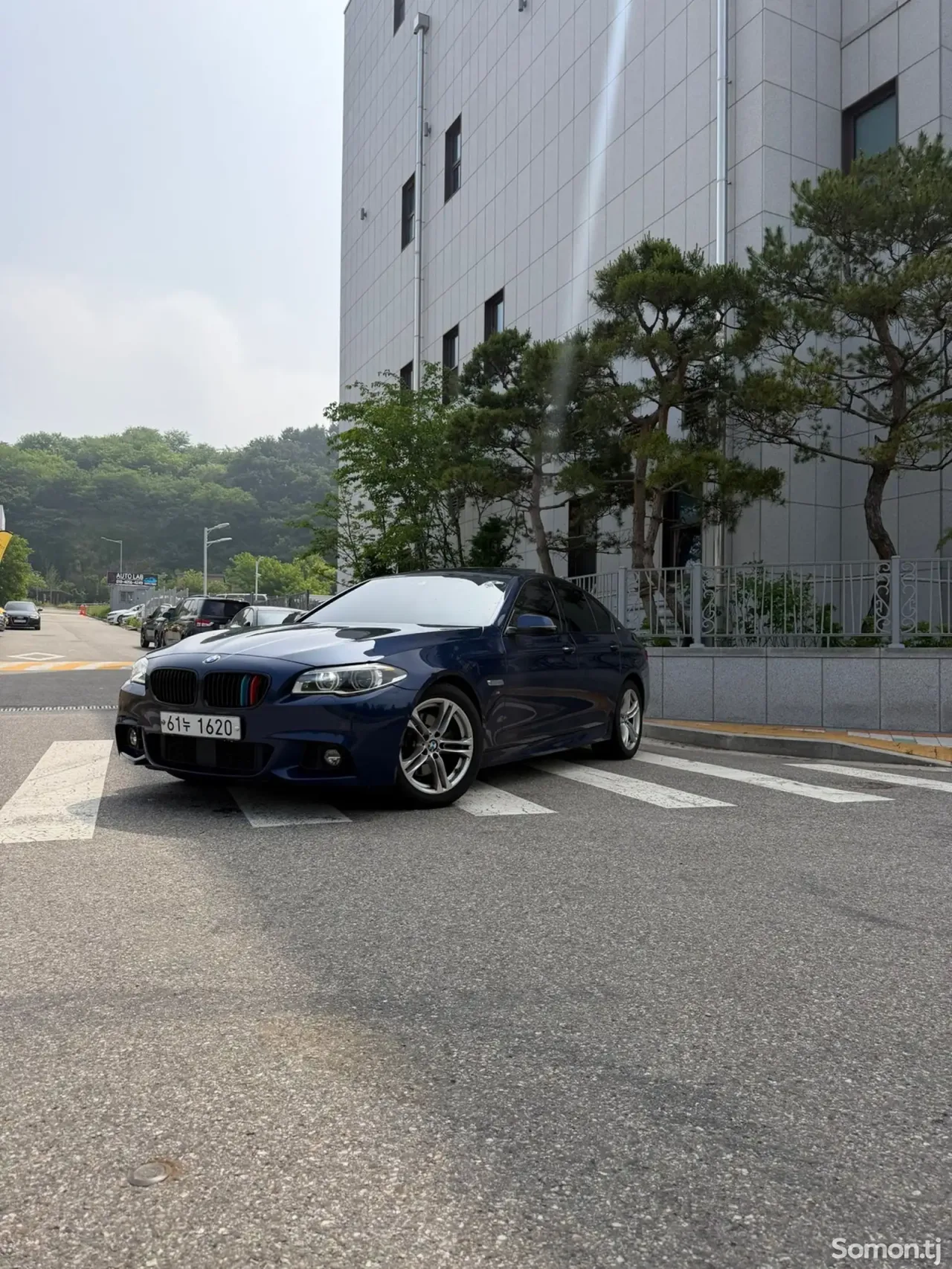 BMW 5 series 2016 · 2.0 AT