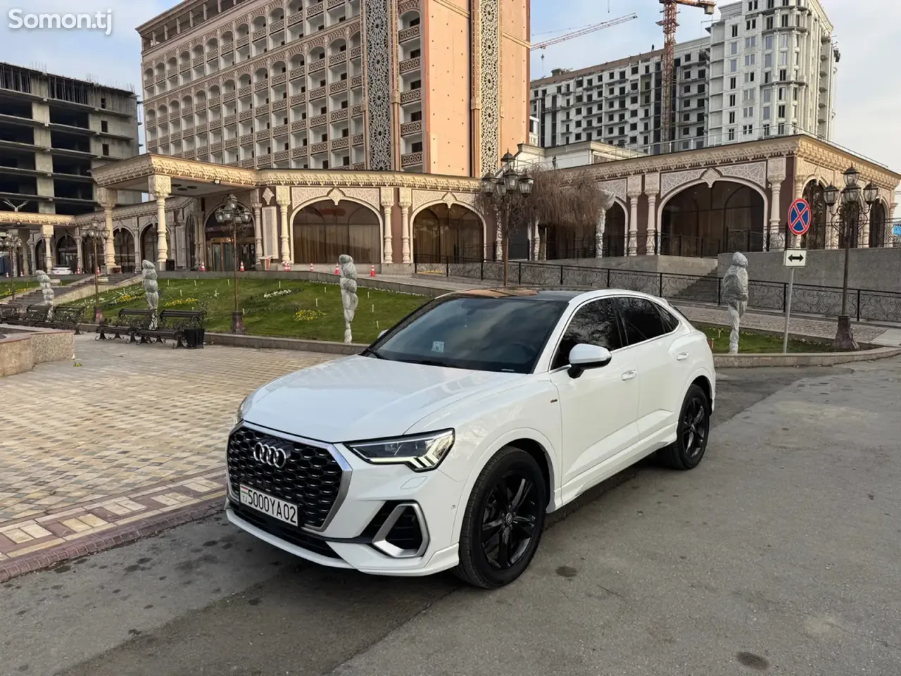 Audi Q3 2020 · 3.5 AT