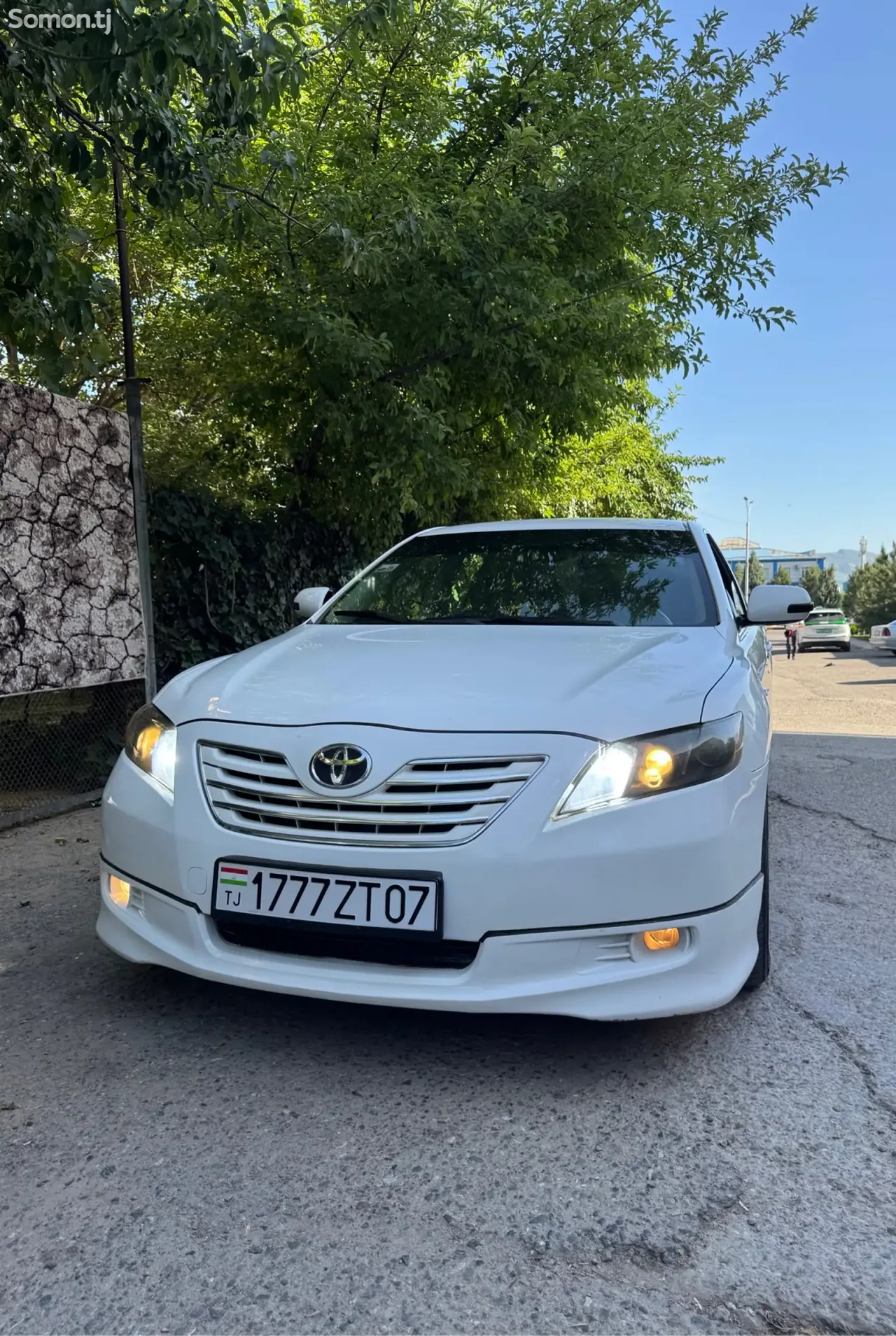 Toyota Camry 2008 · 2.4 MT