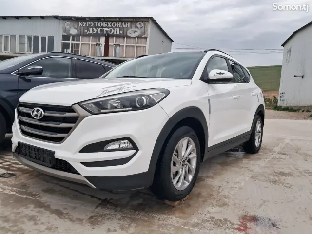 Hyundai Tucson 2015 · 2.0 AT