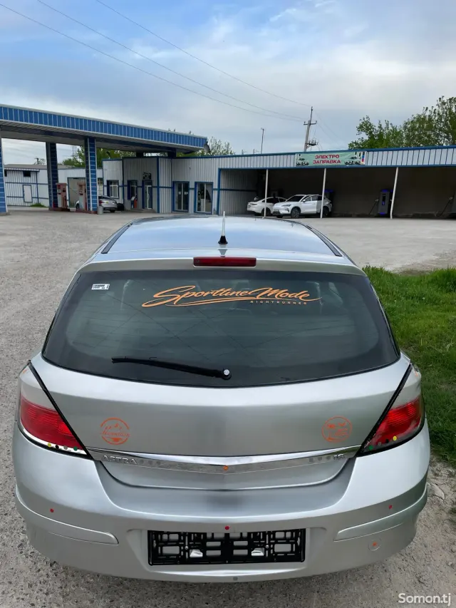 Opel Astra H 2007 · 1.8 MT